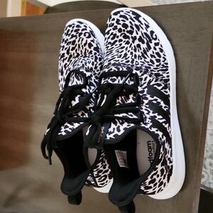 EUC Adidas cload foam pure 2.0